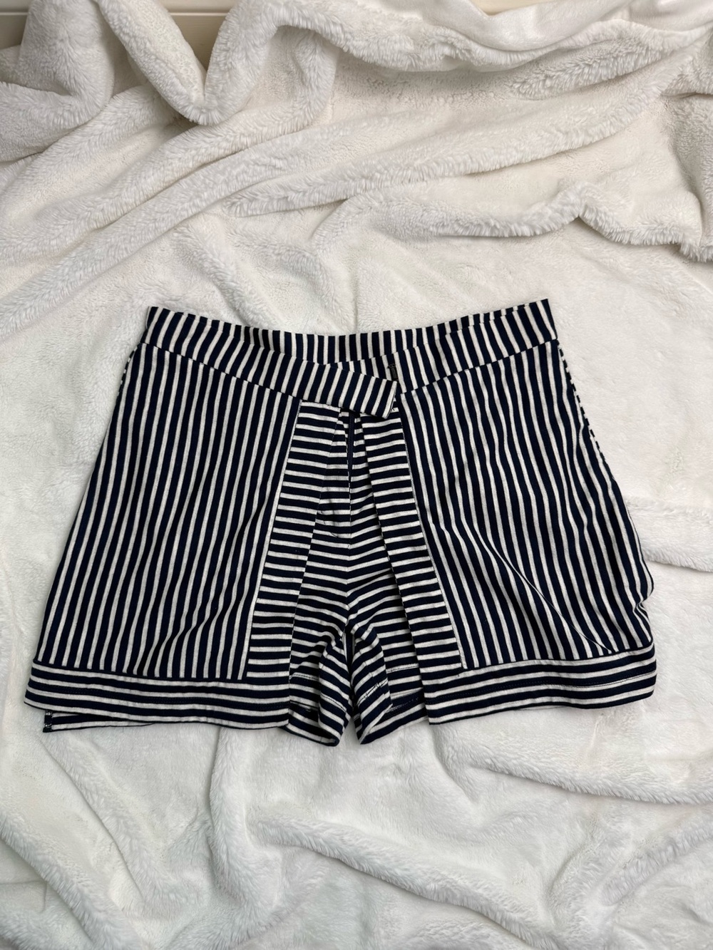 Altar'd State Striped Navy and White Women’s Skort L